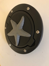 Load image into Gallery viewer, Tropical Starfish in 3D - Black with Grey Jeep Wrangler JK/JKU Flag Gas Cap Cover - Love Animals Star Fish
